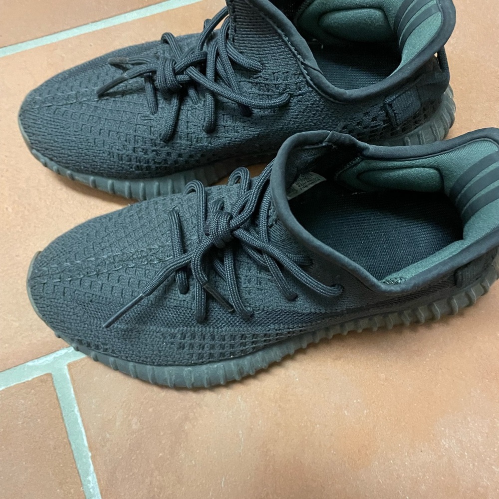 Yeezys - Picture 2 of 9